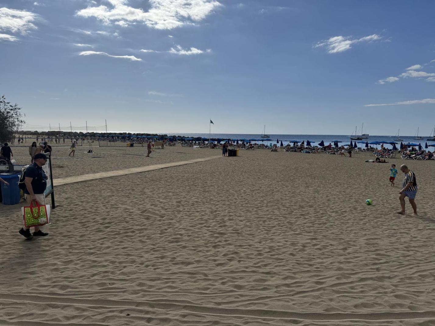 Heart Of Los Cristianos Modern Apartment Close To The Sea In Tenerife Εξωτερικό φωτογραφία